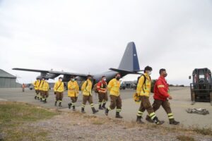 Brigadistas de Los Lagos y Los Ríos llegan a Magallanes