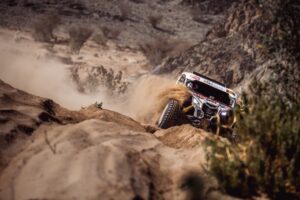 Chaleco López está a 680 kilómetros de terminar en el podio su 11° Dakar