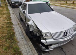Chofer anduvo sobre vereda y casi desató tragedia en el centro