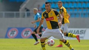 Esteban Paredes sincera sus sentimientos: “Colo Colo ya es pasado para mí, pero si le convierto un gol jamás festejaría”