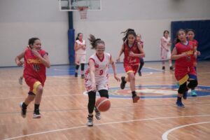 Suspendidas las actividades del básquetbol en series menores del club Sokol