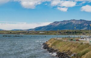 Gremios de Puerto Natales acusan trato discriminatorio del Minsal tras un mes en fase 2