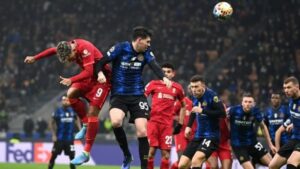 Alexis y Vidal sufren con Inter por la efectividad de Liverpool y ahora tienen que hacer una proeza para avanzar en la Champions