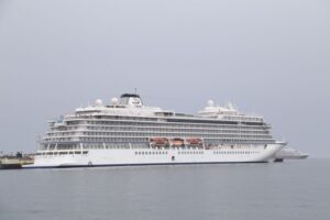 En la mañana de ayer arribó el crucero Viking Star