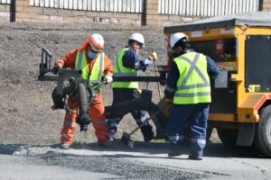 Municipio bachea 17 puntos críticos en área urbana de Río de los Ciervos