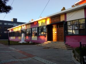 Urgencia dental del Cesfam 18 de Septiembre se traslada desde marzo al Liceo Sara Braun