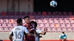Colo Colo se enreda ante La Serena y pierde sus primeros puntos del año
