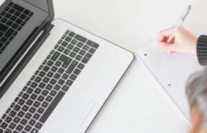 Crean metodología de capacitaciones online para salmoneras