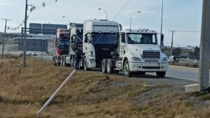 Camioneros protestan en el “cruce de la muerte” por mejores condiciones de seguridad