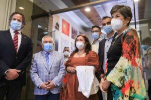 Paris inicia proceso de traspaso a futura ministra