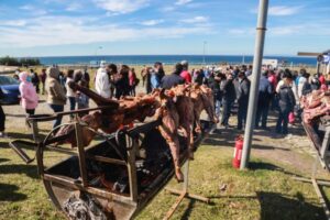 Gran asistencia de público en la Fiesta del Cordero y la Chochoca