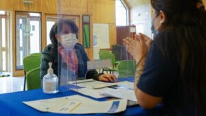 Adultos mayores podrán acceder a los talleres municipales