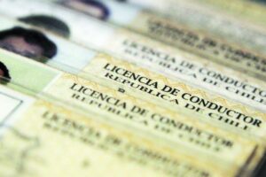 Alcalde Radonich alerta por estafas para la obtención de la licencia de conducir