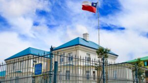 Corte de Punta Arenas acoge recurso de venezolano al que le negaron solicitud de refugio