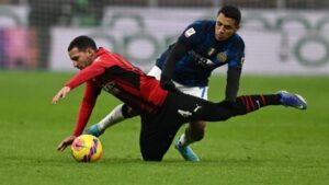 Inter con Alexis y Vidal dejan la serie abierta con AC Milan en la Copa Italia