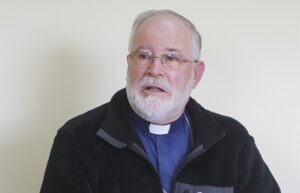 Obispo de Magallanes llamó a rezar por la paz entre Rusia y Ucrania este miércoles durante la celebración de miércoles de cenizas