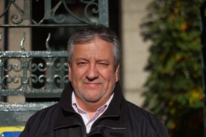 Falleció Eduardo Manzanares, destacado músico y ex presidente regional del PS