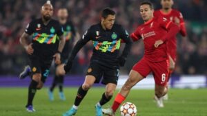Alexis Sánchez pasa del cielo al infierno y el Inter de Milán queda eliminado de la UEFA Champions League ante Liverpool