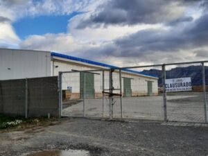 Municipio de Natales revela que 21 galpones no cuentan con patente comercial