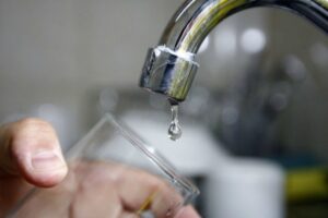 Hoy se realizará corte de agua que afectará a 11.200 clientes de Punta Arenas
