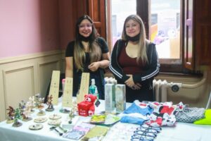 Realizan exitosa feria de emprendedoras