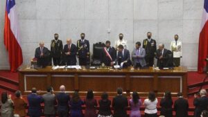 Magallánico firmó como ministro de fe el acta de asunción del Presidente Gabriel Boric