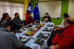 Delegada Antártica se reunió con organizaciones sociales de Puerto Williams
