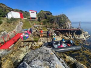 Armada realizó mantenimiento a señales marítimas