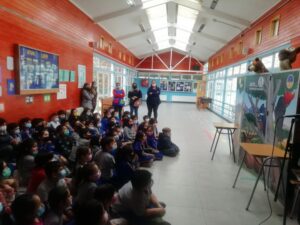 Conaf desarrolla actividad para alumnos de escuela en Río Seco