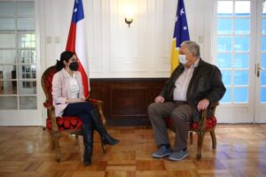 Kusanovic expuso a delegada presidencial la necesidad de abrir el paso fronterizo fueguino