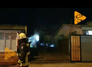 Dos mujeres salvaron ilesas de incendio que afectó casa