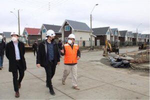 Minvu inspeccionó obras en Enrique Abello 3 y 4