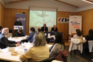 Impactante charla sobre abuso de conciencia realizó la CChC Punta Arenas