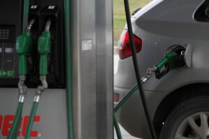 Gasolinas suben y el IPC llega a niveles históricos