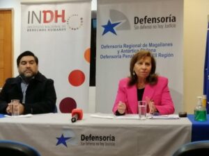 Reo que es paciente siquiátrico habría permanecido esposado durante una semana
