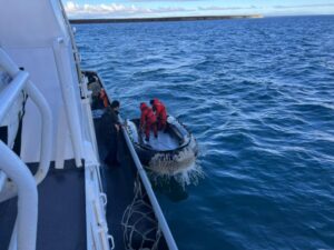 Hasta el sábado extenderá la Armada búsqueda de pescadores