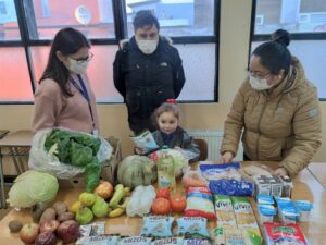 Junaeb Magallanes entregó alimentos libres de gluten  a beneficiarios del PAE