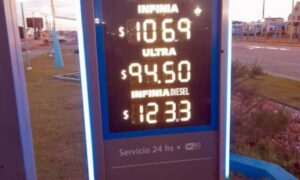 Precios de combustibles en Chile duplican valores de Argentina