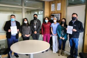 Hospital Clínico Magallanes y Municipio de Punta Arenas firman convenio medioambiental