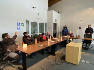 Anuncian apertura de ventanillas para usuarios del sector transporte en Natales y Porvenir