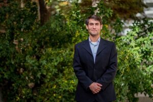 “Tenemos que partir por casa. Son nuestros artistas a los que tenemos que incentivar, levantar y hacer partícipes de nuestra planificación a