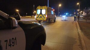 Un hombre de 74 años murió atropellado anoche en la Costanera del Estrecho