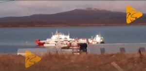 Dos personas lesionadas tras explosión en embarcación