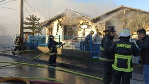 Adulto de 76 años muere calcinado en incendio de vivienda en Población Simón Bolívar