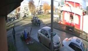 Captan a chofer de camioneta cuando se fugó de accidente