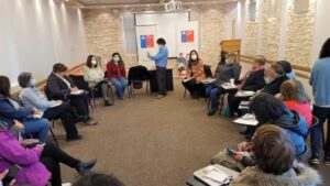 Seremis de Agricultura y de la Mujer reactivan la Mesa de la Mujer Rural