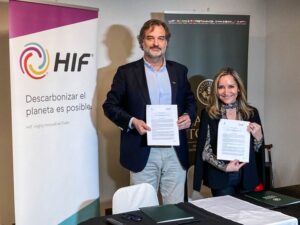 HIF y Santo Tomás Punta Arenas firman convenio en beneficio de futuros técnicos
