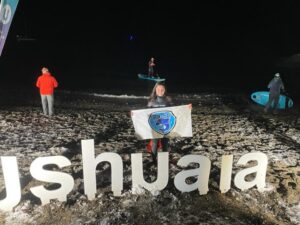 Magallánicos participaron de chapuzón en gélidas aguas de Ushuaia