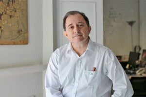 “El proyecto es una Constitución que polariza al país y lo fragmenta”