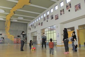 Niños de la Junji de Punta Arenas disfrutan del Cijum en vacaciones de invierno